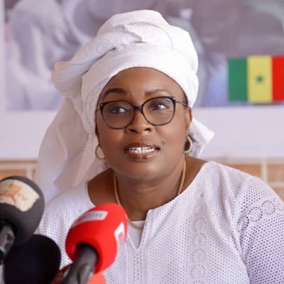 Femme en politique #AarLiñuBook #CaKanam | Ancien Ministre des TIC du Senegal | Ancien Pdte du collège de L'ARTP | Ingénieure en Télécoms | Consultante à l'UIT