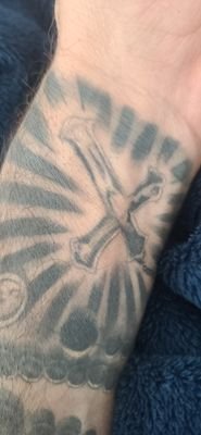 🇨🇦🍁🇮🇹INKED WITH CHRIST 
TRUE NORTH STRONG AND NOT FREE #pureblood I only fear God ✝️🙏