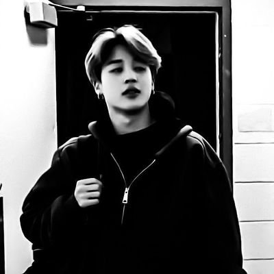 LUCAS__NX's profile picture. พี่ได้ทำอะไรเธอยัง
#สิริโยธิน ☫