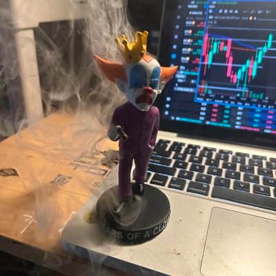 optionsmonger's profile picture. I love life. I hate life. I love drugs. I hate drugs. Bay Area. 26. y’all think that I’m sleepin I’m just noddin off ⚠️😵‍💫💔Ⓜ️🍬💕🚌🤒🔊🔋💀💊💫