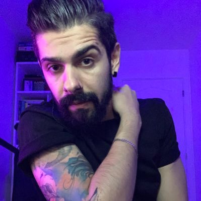 Games | Design | Guitars 👾 Variety FPS Streamer 🎮 #TwitchAffiliate 🌏 https://t.co/aPSb93ATvx