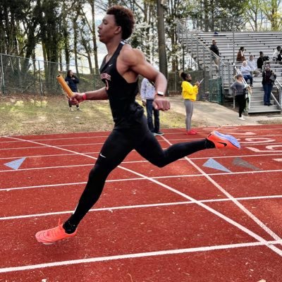 2023👨🏾‍🎓|6’3” 205 lbs.|3.9 GPA|Sprinter,100,200,400| Southwest Onslow Highschool