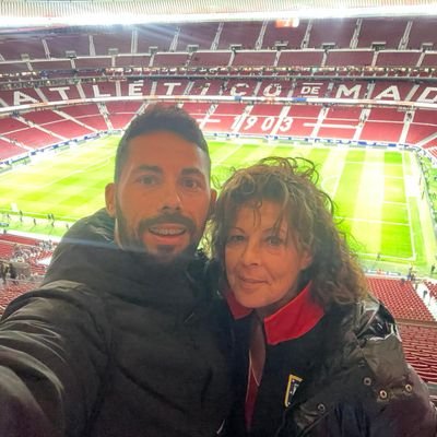 roblesmirelis's profile picture. 