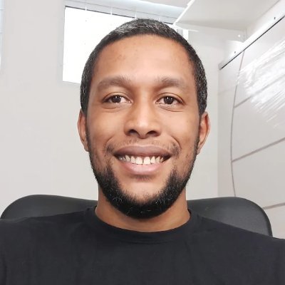 Cientista da computação. Especialista em Tecnologia e Inovação na Globo.