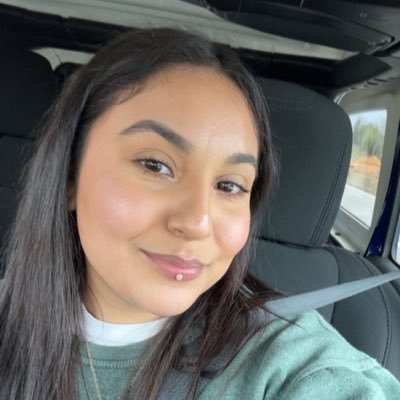 adriana_carmon's profile picture. 