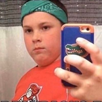 Sawyer44949882's profile picture. I 🩵 Melanie Lynskey