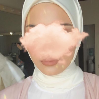 SlmRania's profile picture. "Certes, c'est par l'évocation d'Allah que les cœurs se tranquillisent." {S13;V28}