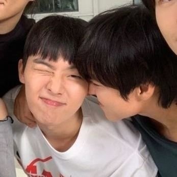 maywardklaus's profile picture. edits