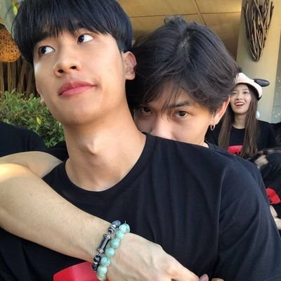 Serahmaungapain's profile picture. akun baru, @serahmauapa kena suspend