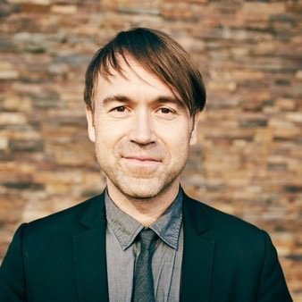 Artist & Entrepreneur // PEAK MIND Podcast// Co-Creator @GLBLCTZN billions raised for our shared humanity