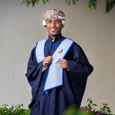 ♡اللهُم علق قلبي بك فأنت الدائم♡
°Y O U N I S🇴🇲
°UTAS👨🏾🎓📖
°ELECTRICAL ENGINEER🔌👨🏾🏭
°#halamadrid
°#essereferrari