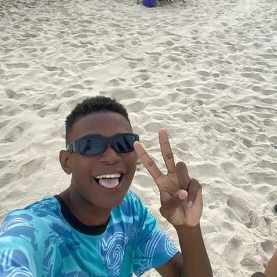O céu anuncia a gloria de Deus e nos mostra aquilo que suas mãos fizeram. Salmos 19.1