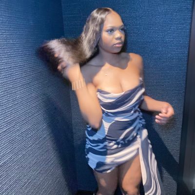 Rocking God's Natural Glow|Hampton Alumna| 🇳🇬