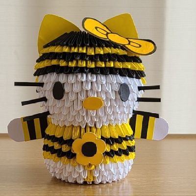 折り紙手芸(3D折り紙)、折り紙くす玉、折り紙万華鏡、100均で折り紙巡り、手抜き料理(サイト巡りに)はまり中。
最近、DQ熱が復活中です。
特にDQ4、5、6、7、9メインでしてます。
最近は、ダイヤモンドアートにはまってます。
