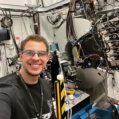 CarlosLarriuz's profile picture. Ph.D. Candidate at Texas A&M University (@tamu) || Química UPR Cayey (@uprcayey) || 🇵🇷