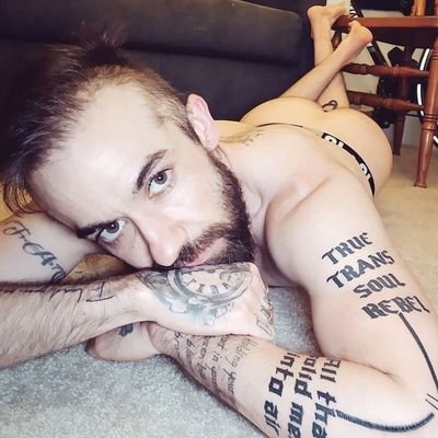 AdrianEverest69's profile picture. FTM. No minors. 🔞🏳️‍🌈🏳️‍⚧️🍑🍆🥵💦