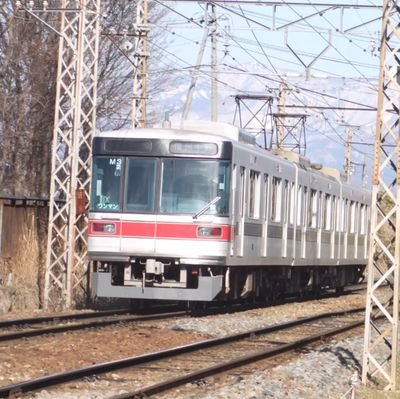 フリー素材写真を撮り、長野市内の風景写真、野鳥・電車・街中などの写真を撮って回ってTwitterに掲載。増やして欲しい写真などのコメントをお待ちしてます。