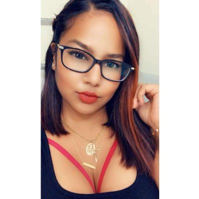 Live2yourfull's profile picture. 