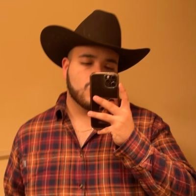 Yogui_Jr's profile picture. 