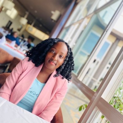 avardslynder's profile picture. “What would you do if you weren’t afraid?”