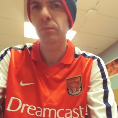 old acct got hacked. fuck you Elon. Supporting The Arsenal and The Raiders.