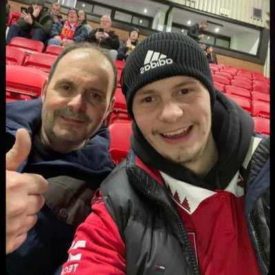 CClarkey01's profile picture. 19