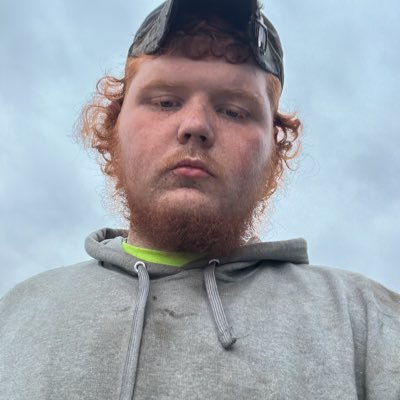 NoahMurphy00's profile picture. country boy from tn and a mechanic bluecollar for life