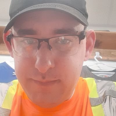 Frankie44178263's profile picture. Father of two daughters Class 1 (AZ) truck driver