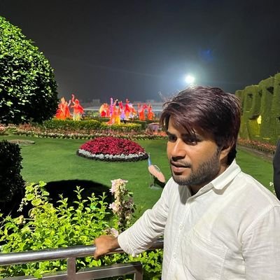 नेतृत्व का उद्देश्य लोगो को सही रास्ता बता कर उनकी सेवा करना है, हुकूमत करना नही।✍️✍️