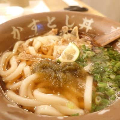 ma_soiukoto's profile picture. イベント業兼フリーディーラー。物覚え＋容量激悪＆計算苦手。ただのオタクです。写真に写ると爆死します。やめて。