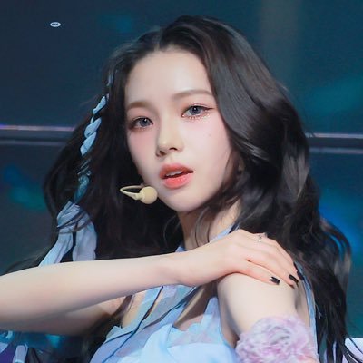 letitgo_shoot's profile picture. 몽베베 또는 케이팝 빠순이 계정