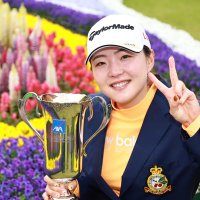 山内日菜子 (@hinacoyamauchi) 's Twitter Profile Photo