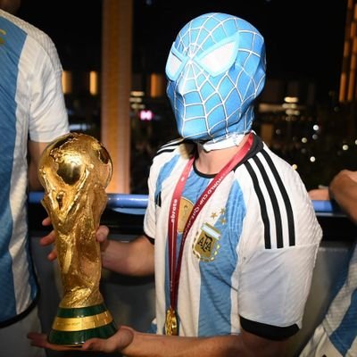 _roquintana's profile picture. SOMOS CAMPEÓN 🇦🇷❤
la araña que picaaa 🕷
