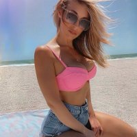 Genoveva (@genoveva_irby_) 's Twitter Profile