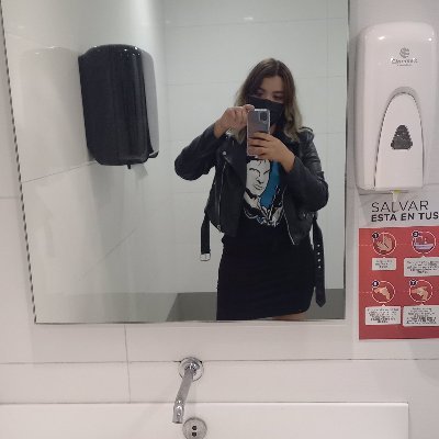 Mariana68477392's profile picture. Venus  💫

Rebelde, diosa y aveces odiosa....