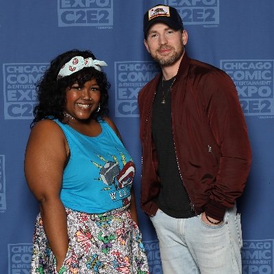 capsonyourleft's profile picture. That is America's Mjolnir worthy Ass