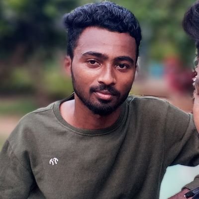 naga03618's profile picture. 