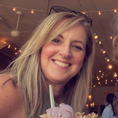 WALK0730's profile picture. Happy Wife/Mom/CLE Sports Fan; eating enough great food & drinking enough great wine to maintain it #CLE #cartoonexpert #YJ4L #BLM #ally🏳️‍🌈she/her ♌️