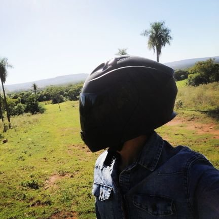 Pirayu 🌄

⚪⚫⚪

🏍️