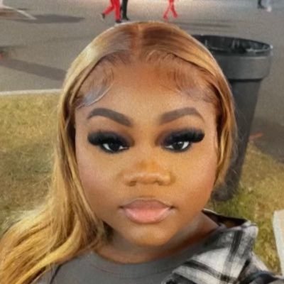 ZaniB___'s profile picture. 