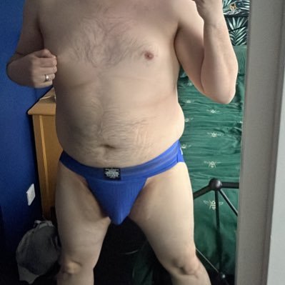 Gay Welsh Geek living in South Wales. Love Daddies, Kink and Toys. DM’s are open. Alt account