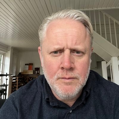 theuniversalsi's profile picture. I have not been paying attention.