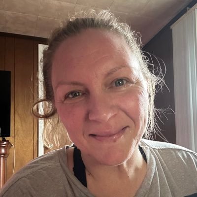 malindablair83's profile picture. I love my family!!!! :)