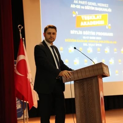 Siyasetle İlgilenmeyen Müslümanı,Müslümanla İlgilenmeyen Siyasetçi Yönetir.(N.Erbakan)/University of Lodz-Economics/ İstanbul YYÜ- Master/İSG Uzmanı