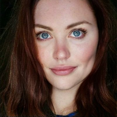 Archaeology. Enviroment. Science. IBD patient...really likes the sea, shells, snow, rain, books, and foxes. Loves dogs - maybe more than people.