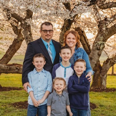 Athens City Schools - Athletic Director / Christian / Husband to @ambersholtis41 // Dad to 4 amazing boys // E+R=O // #Relentless #NCWH #DMGB