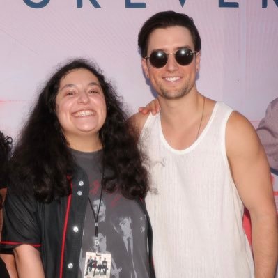 I am the girl who finally met Logan Henderson at Power 96.1 radio station on 1/19/18 and met him again on 10/13/18. 7/24/22 (best day) Rusher4life
