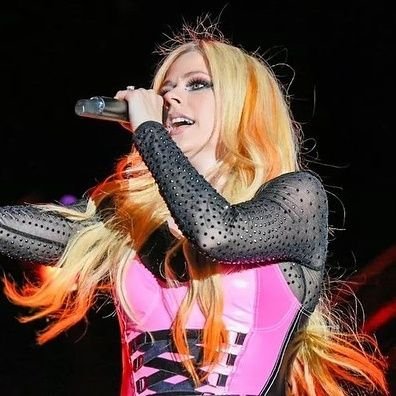 Há 15 anos, a sua fonte de informações sobre a cantora Avril Lavigne, no Brasil! Um dos principais portais reconhecidos pela cantora no país!