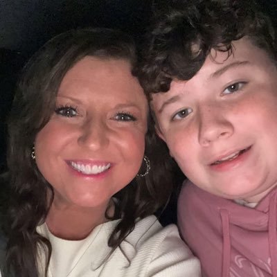 BoyMom201's profile picture. Christian, Mother, Fan #wareagle #patriots #warriors I'm blessed: Eli and Hudson are my heartbeat. ❤️ I love my life and everyone in it! Proverbs 3:5-6