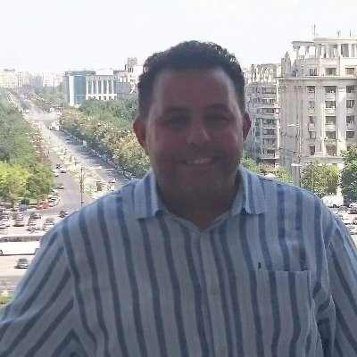 MahmudLibrom's profile picture. دائم الترحال